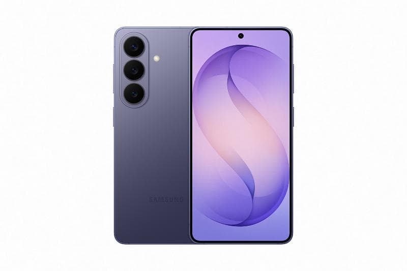 Samsung Galaxy S26 in violet, shown from the front and back.
