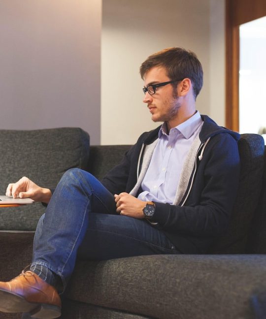 Why Do Most Tech Blogs Fail to Connect? - Factors That Make the Best Blog